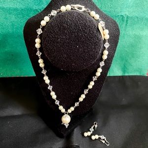 Pearl necklace
